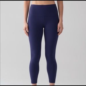 High Times 7/8 Size 2 Lululemon Dark Navy Leggings